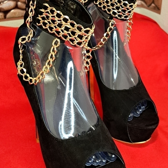 SCENE Women's Size 9 Heels - Picture 2 of 6